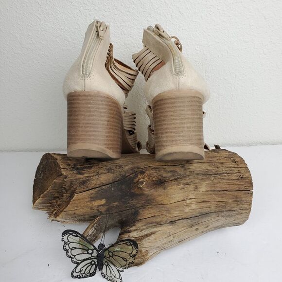 Qupid faux leather boho nude block heel sandals - Picture 6 of 8